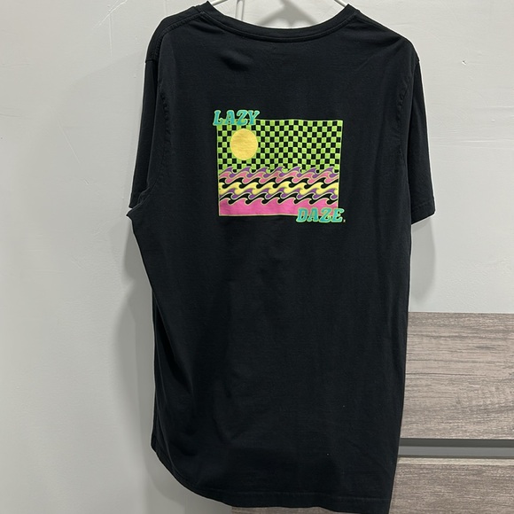 Hurley Graphic Tee - Picture 2 of 2